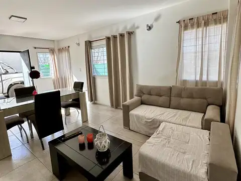 Los Algarrobos al 1000