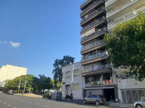 VENTA MONOAMBIENTE BALCÓN TERRAZA COCHERA  FLORES