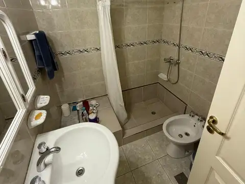 Depto Tipo Casa en Venta con 1 cocheras