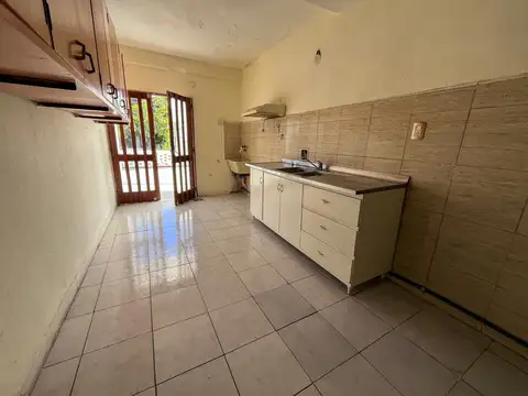 Depto Tipo Casa en Venta con 1 cocheras