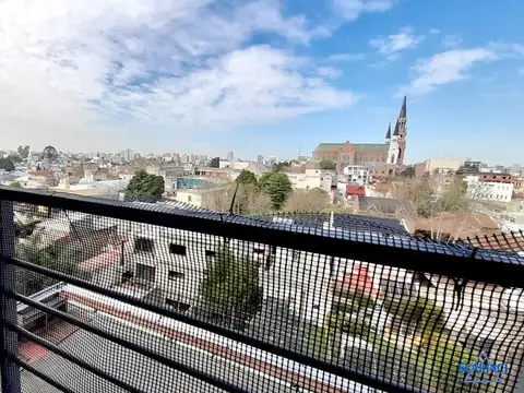 Departamento en Alquiler en Santos Lugares, $ 450.000