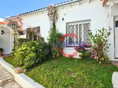 Depto Tipo Casa en Venta de 4 ambientes