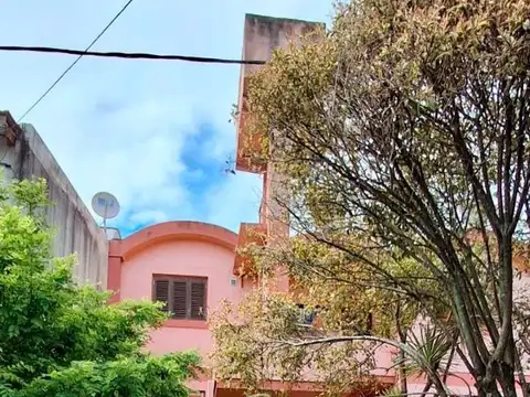 Calle 14 300