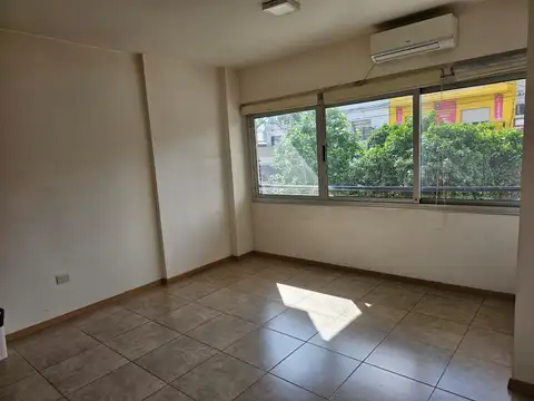 Avenida Francisco Beiró 4900, Piso 1