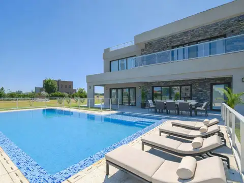 Casa en Venta en La Providencia Resort & Country Club, Canning