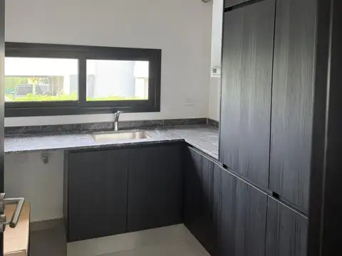 Casa de categoría a estrenar en Las Terrazas – Valle Escondido