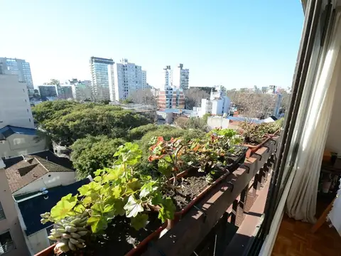 Isla de Olivos- 3 ambientes con balcon al frente