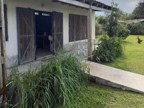 Casa 2 ambientes con 1 baño
