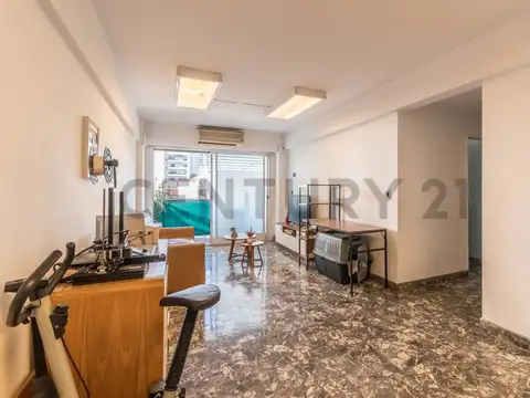 VENTA DEPARTAMENTO 4 AMBIENTES CON DEPENDENCIA EN VILLA CRESPO APTO CREDITO