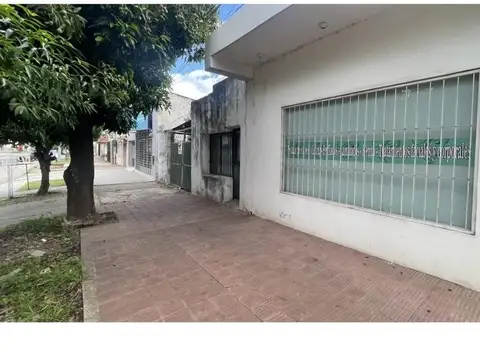 Julio Argentino Roca 1099