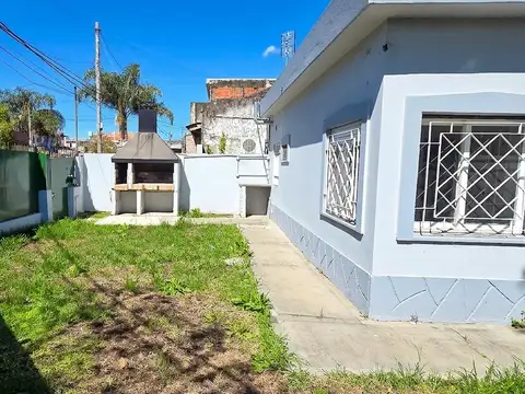 Depto Tipo Casa en Venta 60 años
