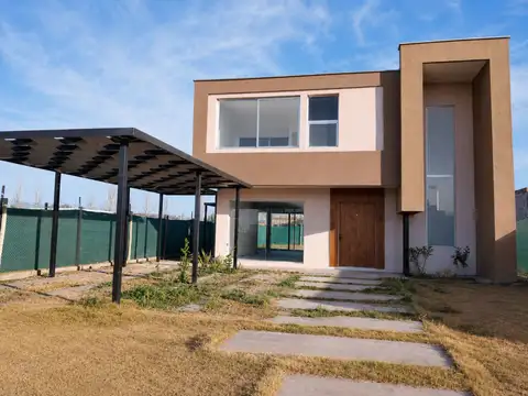 Casa en Alquiler en Lujan de Cuyo, Luján de Cuyo