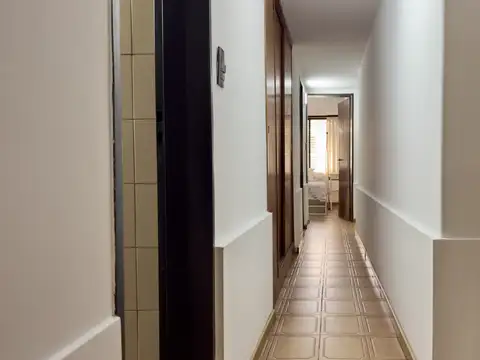 Casa De 5 Dormitorios En Venta, Jardin, Garage, Estudio, La Plata