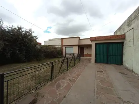 VENTA DE CASA CENTRO LUJAN CALLE MITRE