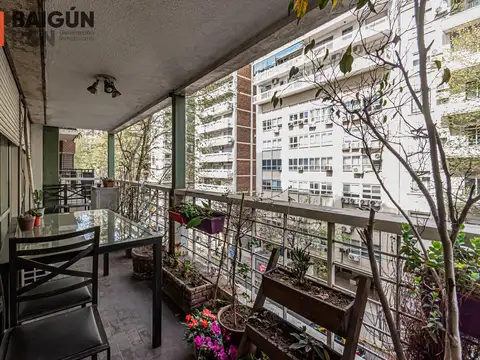 Departamento 4 ambientes con 2 baños