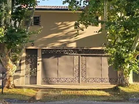 Casa en Quilmes Oeste a la venta