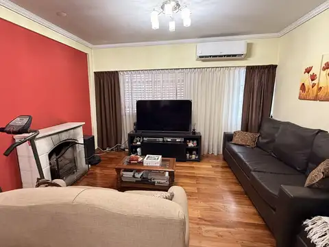 Casa en Venta en Liniers, USD 224.000