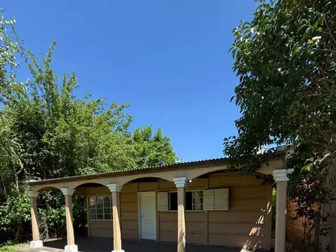 Casa en Alquiler Anual - Parada Robles - Exaltación de la Cruz