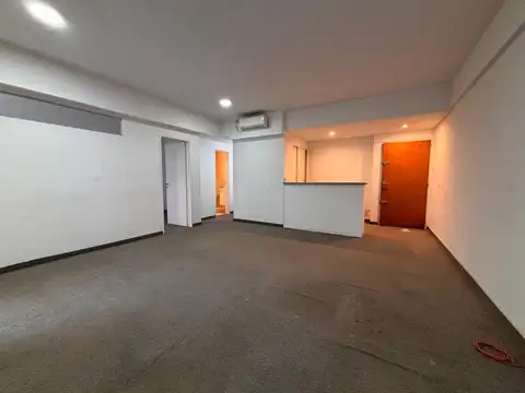 Oficina 3 ambientes con 1 baño