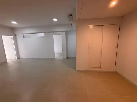 Oficina en Alquiler al Oeste