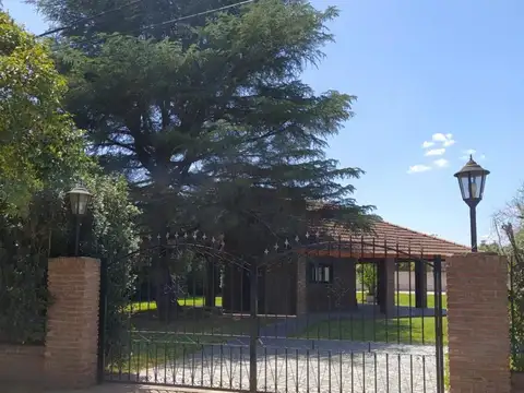 Terreno en Venta en Centro, Funes