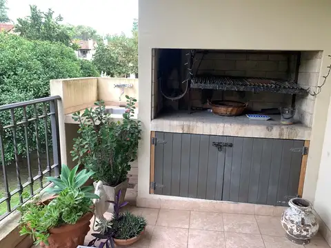 Departamento en Alquiler con 2 cocheras