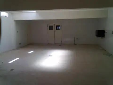 Local en Venta en Llavallol, USD 220.000
