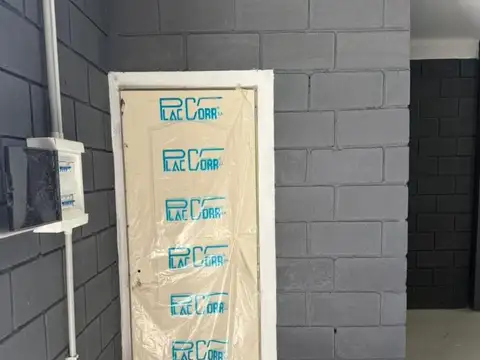 Galpon en Venta en Ituzaingo, USD 235.000