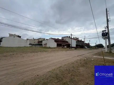 Terreno en Venta en Costa Azul, USD 150.000
