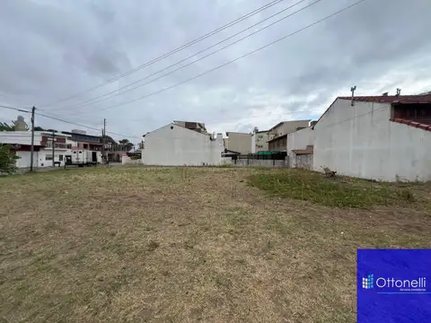 Terreno en Venta 26  mts Fondo