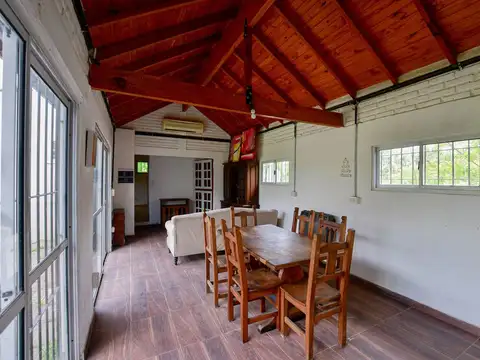Casa 3 ambientes con 1 baño