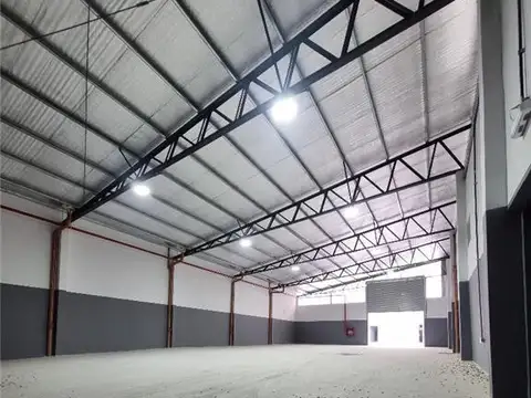 Galpon en Alquiler 17  mts Frente