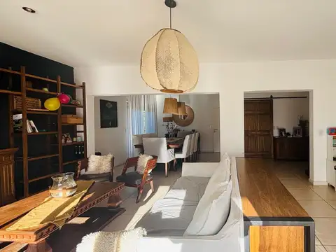 Casa en venta Barrio Las Orquideas Pilar