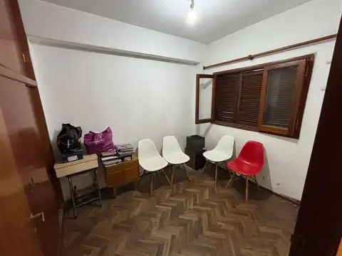 CASA EN VENTA + LOCAL COMERCIAL LUIS AGOTE
