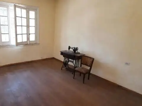 Terreno en Venta 27,49  mts Fondo