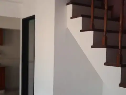 Depto Tipo Casa en Alquiler 20 años