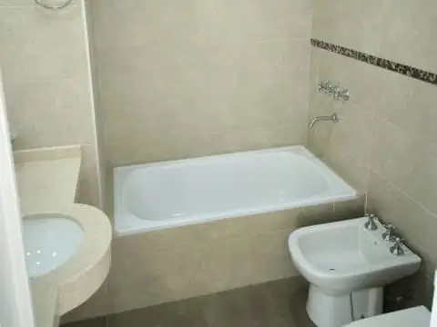 Córdoba 3700 , Piso 9