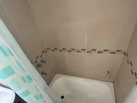 Pueyrredon 1400 , Piso 00