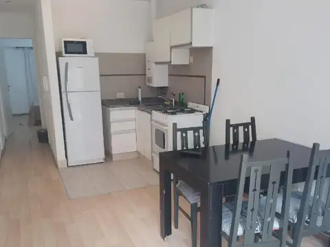 Pueyrredon 1400 , Piso 00