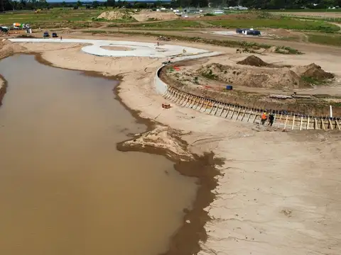 Terreno en Venta 40  mts Fondo