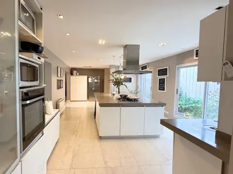 Casa en Venta de 4 dormitorios
