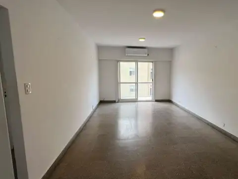Aristobulo del Valle 1200, Piso 3