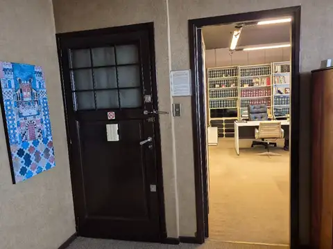 Montevideo 400, Piso 4