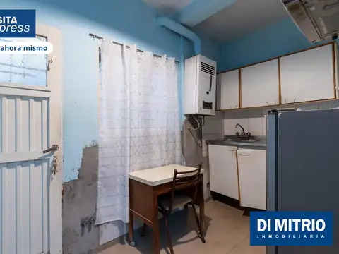 Depto Tipo Casa en Venta 50 años