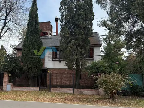 Casa en Venta en Robles Del Monarca, USD 225.000