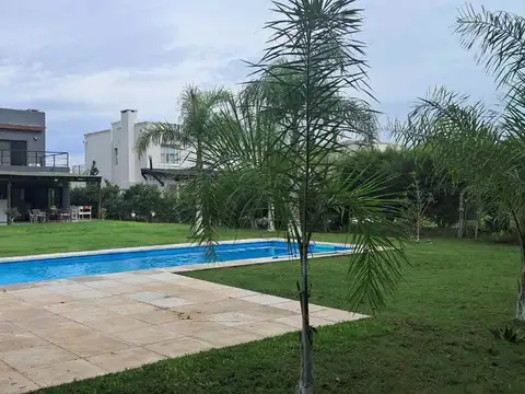 Alquiler casa Barrio Santa Teresa-Villanueva-Tigre