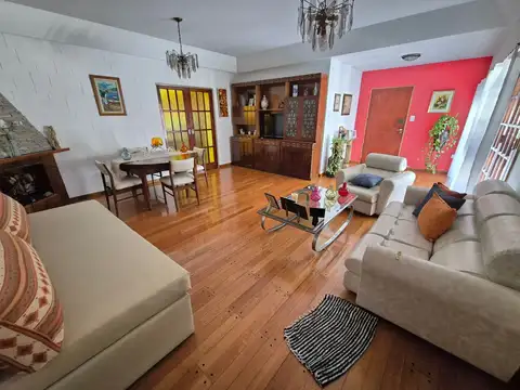 Casa en Venta en Villa Real, CABA