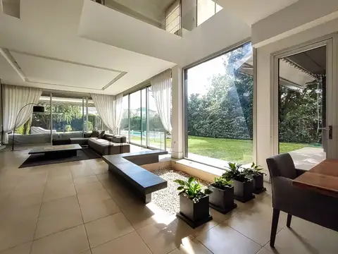 CASA EN VENTA EN SANTA MARIA DE LOS OLIVOS
