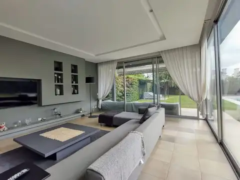 Casa en Venta en Santa María de los Olivos, USD 650.000