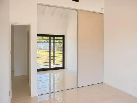 Casa en Venta en Lujan, USD 97.000